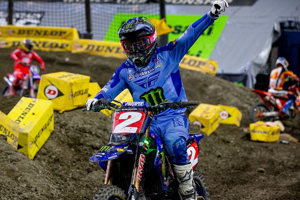 2025-seattle-supercross-cycle-news-webb