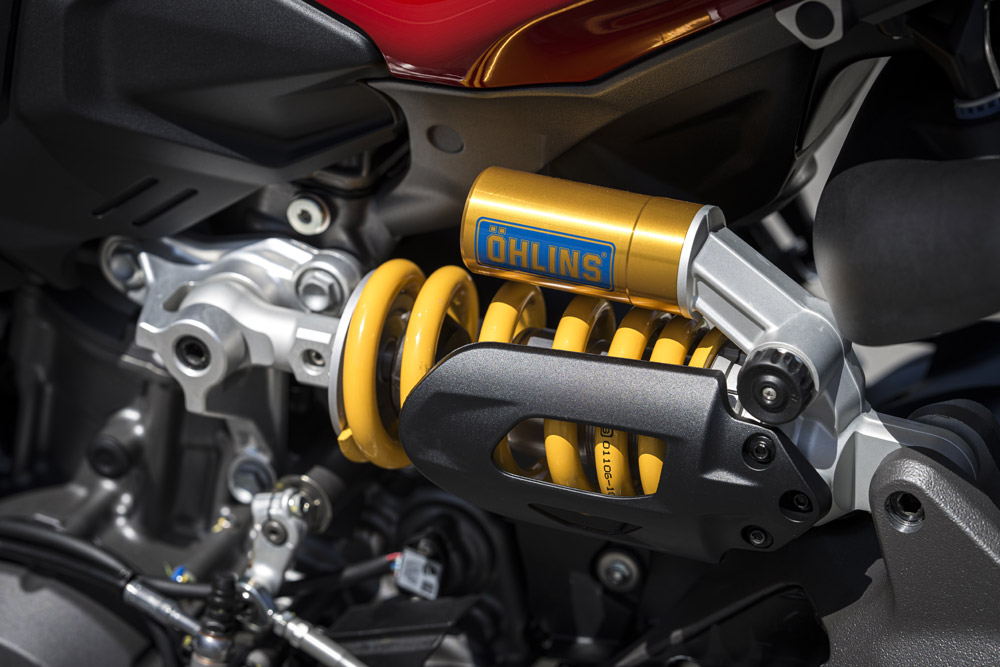 2025 Ducati Streetfighter V2 S shock