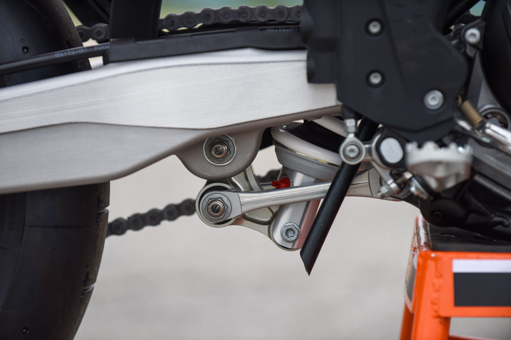 2025 KTM 450 SMR rear linkage 2025 KTM 450 SMR rear linkage