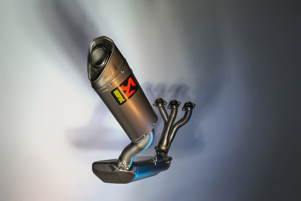 Akrapovic Yamaha R9 Exhaust System