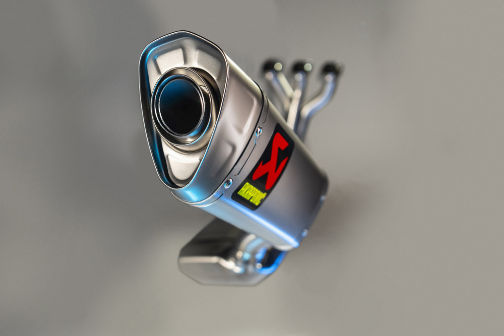 Akrapovic Yamaha R9 Exhaust System