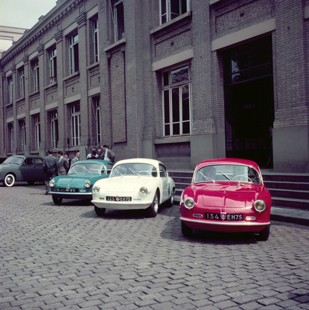 Alpine car