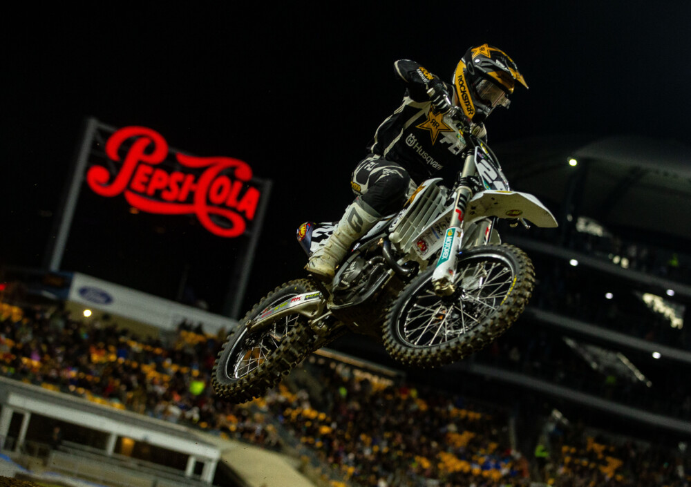 2025-pittsburgh-supercross-cycle-news-hampshire