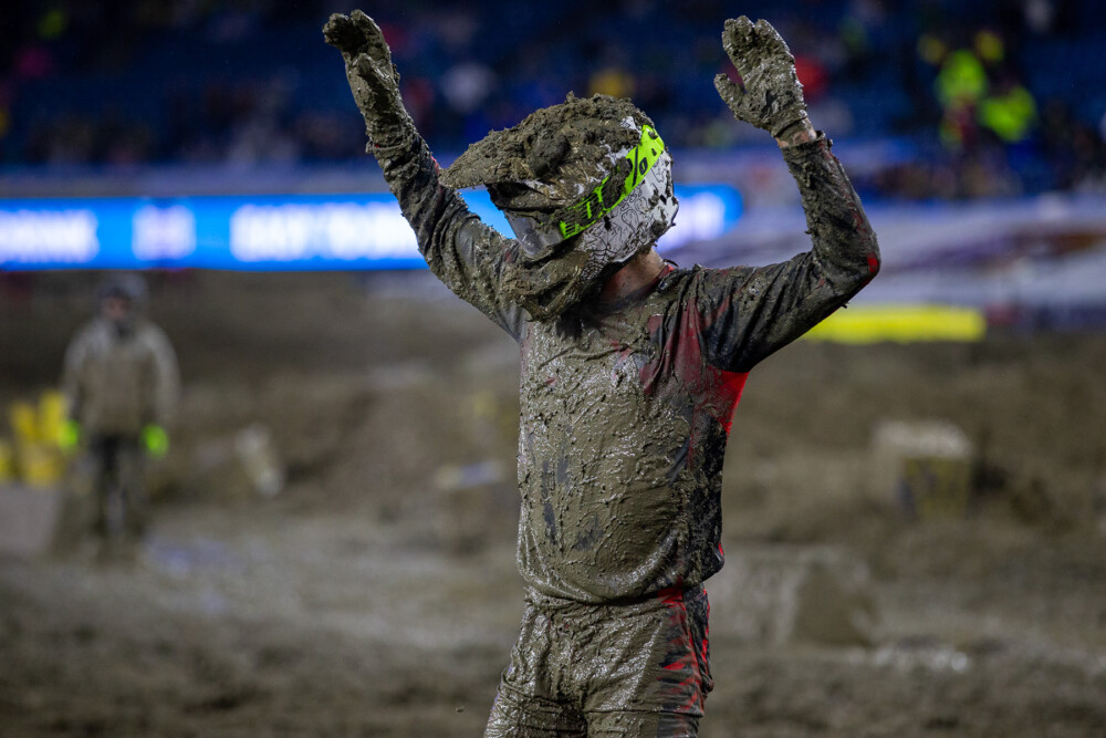 2025-foxborough-supercross-cycle-news-hymas