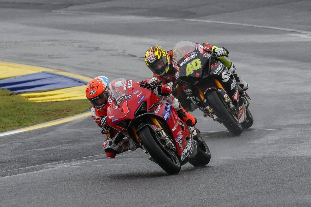 Josh Herrin (1) and Sean Dylan Kelly (40) MotoAmerica Road Atlanta 2025